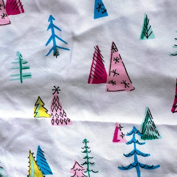 Modern Southern Home Christmas Tree Pillowcases King White 19 in W 38 in… - Picture 9 of 12